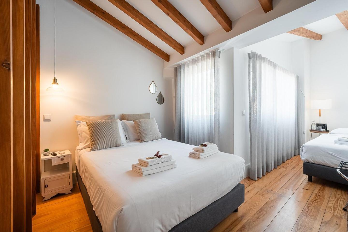 Guestready - Zaza Guest House コインブラ エクステリア 写真