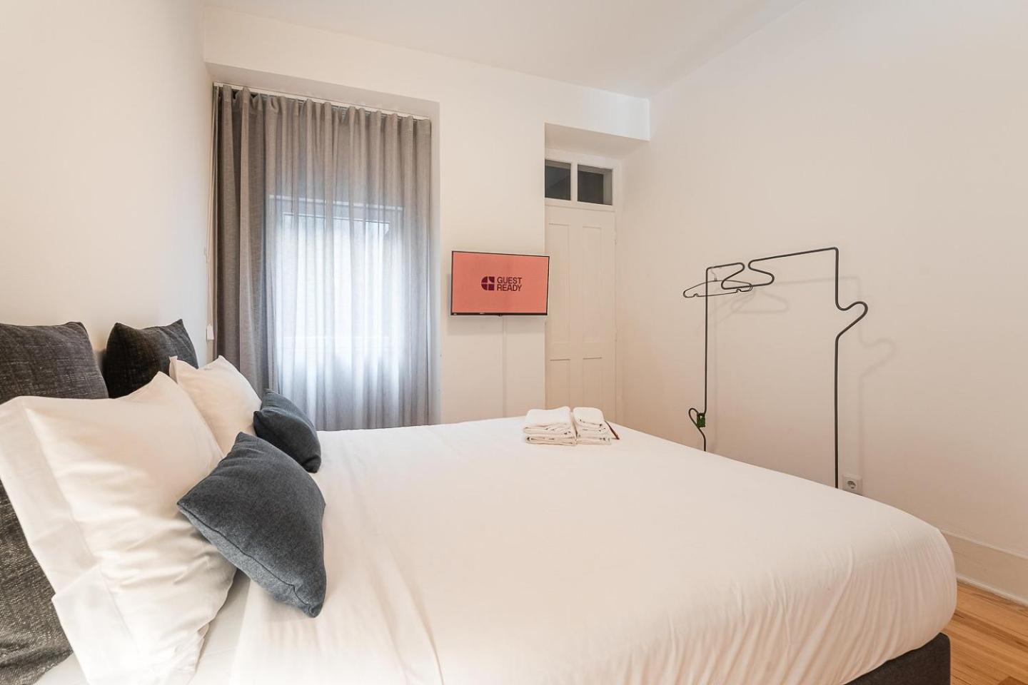 Guestready - Zaza Guest House コインブラ エクステリア 写真